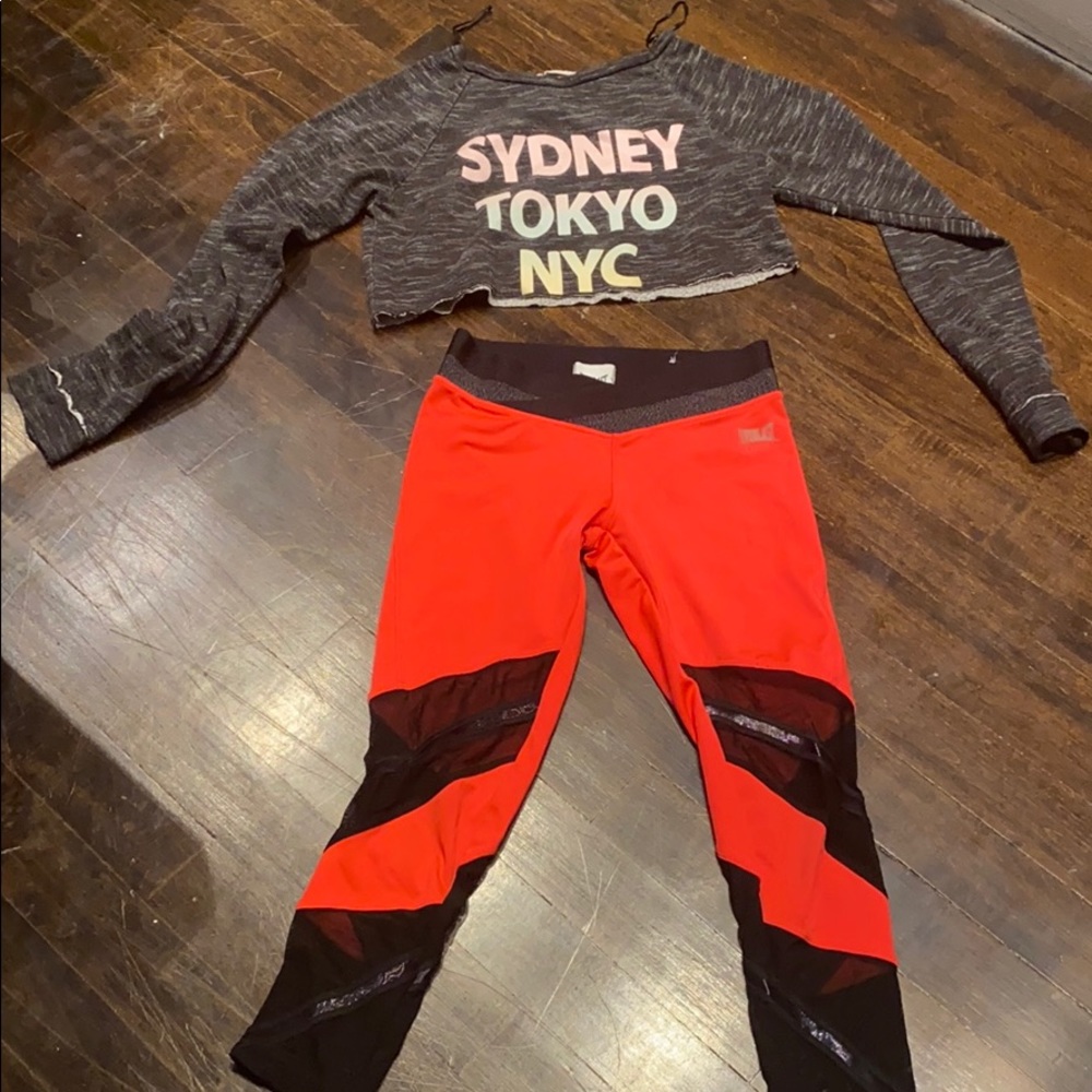 Jogging set cropped shirt and leggings